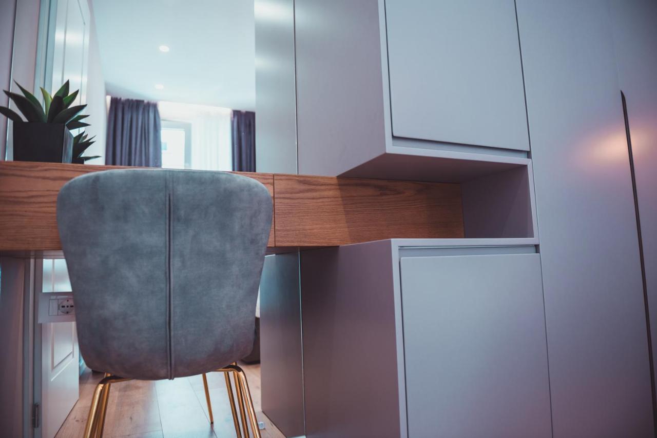 Tam Skanderbeg Square City Center Apartment No2 Апартаменты Тирана